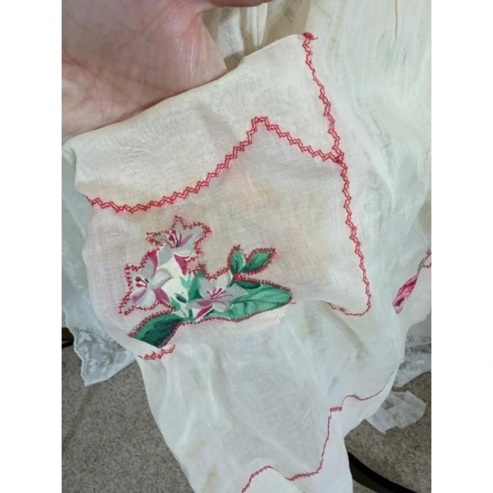 Vintage 1940's White Linen Half Apron Floral Embroidery Red Rickrack Trim Pocket